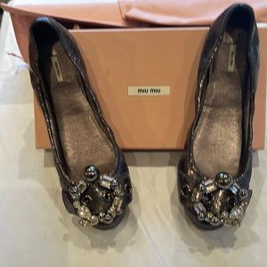 Miu Miu flats metal color with a cluster of stones on the toe size 40.5